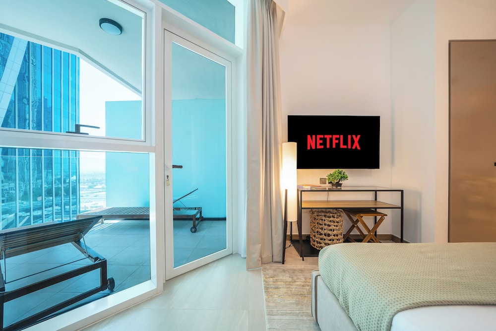 The Art of Living – Inspired Luxury Studio