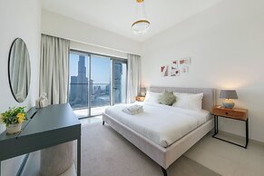 Downtown Dubai 3BR Burj Royale