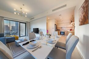 Downtown Dubai 3BR Burj Royale
