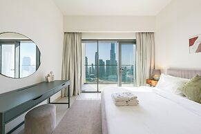 Downtown Dubai 3BR Burj Royale