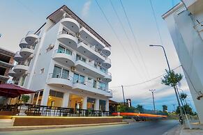 Alnes Hotel