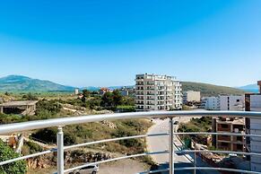 Alnes Hotel