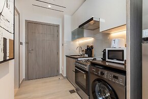 Apartments at ME DO RE Towers