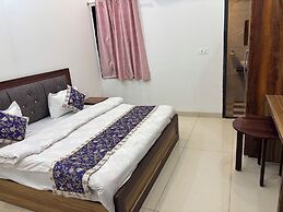 Hotel Rajhans
