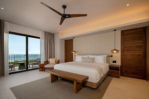 Grand Hyatt Cancun Beach Resort
