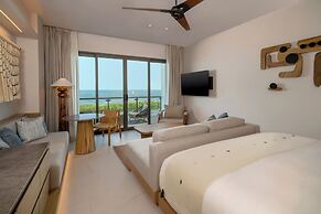 Grand Hyatt Cancun Beach Resort