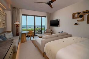 Grand Hyatt Cancun Beach Resort