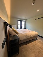 Amigo Hotel