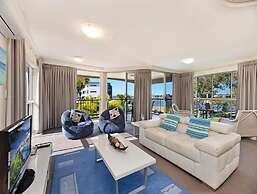 Sailfish Cove & RIVA Apartments