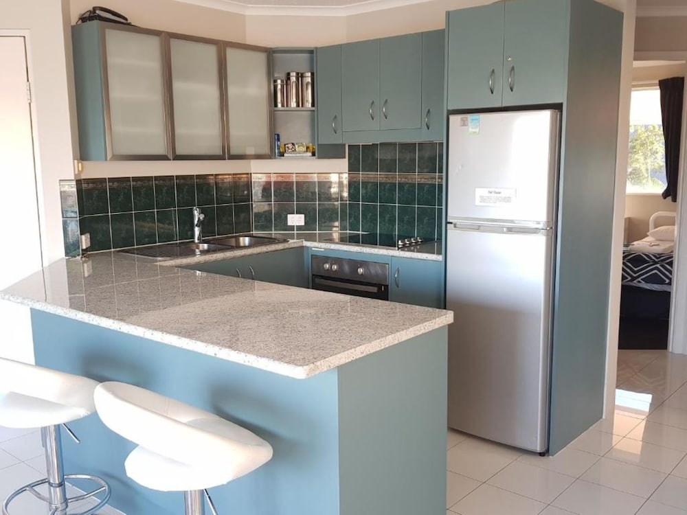 Sailfish Cove & RIVA Apartments