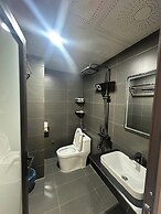 New Highland Hotel