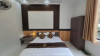 New Highland Hotel
