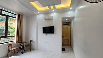 New Highland Hotel