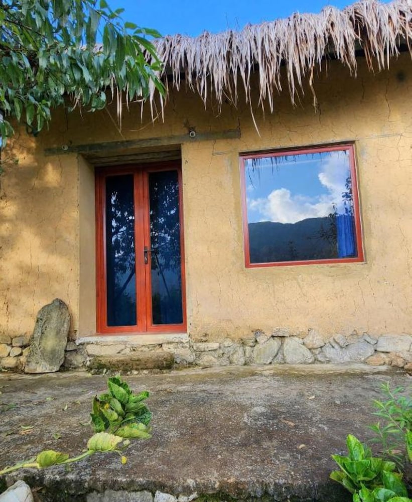 Homestay Khám Phá Y Tý