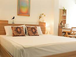 PLACE HOTEL