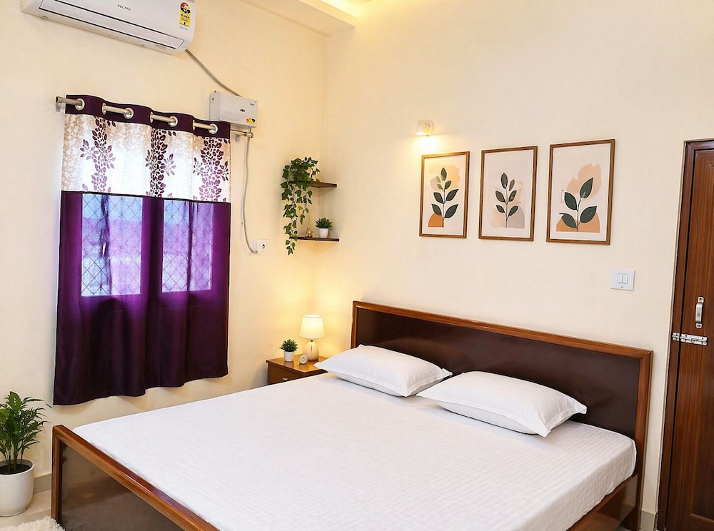 Hotel Ajaya Varanasi