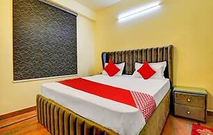 Hotel White Hut