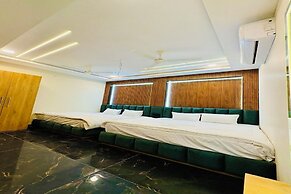 Hotel Naagshree