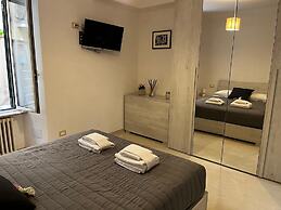 STENDARDI S HOUSE