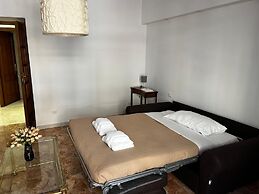 STENDARDI S HOUSE