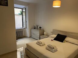 STENDARDI S HOUSE