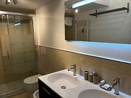 STENDARDI S HOUSE