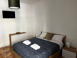 STENDARDI S HOUSE