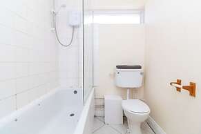 Brookvale Guest House Room 1