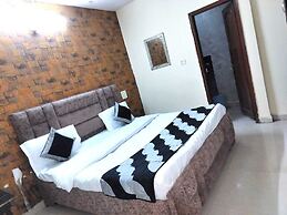 Hotel Green Snapper