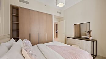 Pink Panther Soft Glam 1BR in Surf 2