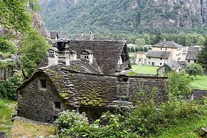 Casa Andy 1 Val Lavizzara