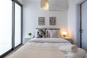 Pauhad 3 - Larnaca Studios & Apts