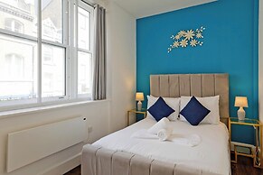Imperial Middlesex Street Apartments