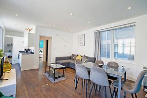 Imperial Middlesex Street Apartments