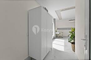 Serava Villa by Kozystay - Canggu