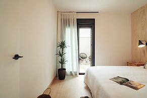 Los Olivos Apartments by Olala Homes