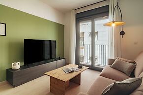 Los Olivos Apartments by Olala Homes