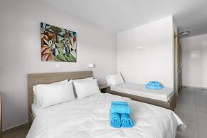 Blue Flag Studios Nilie Hospitality