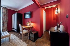 Bagutta Suites