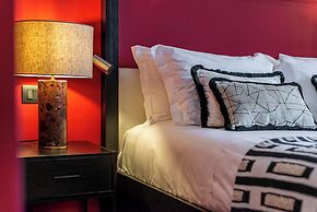 Bagutta Suites