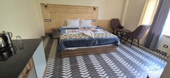 Hotel J.S Villa