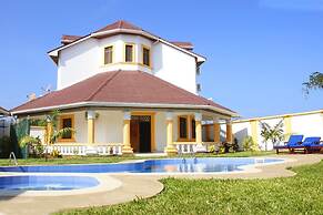 Greenfield Villa D- Diani