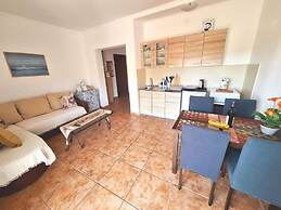 Sea Whisper Apartment