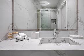 Acropolis Museum Apartment by A&A Residences