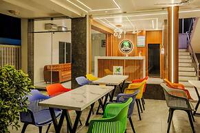 Treebo Parashar Max