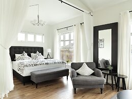 SAGA Circle Villas