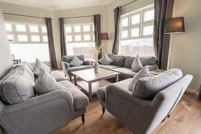 SAGA Circle Villas