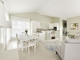 SAGA Circle Villas