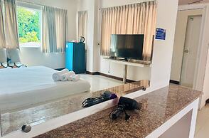 Ree Riverside hotel