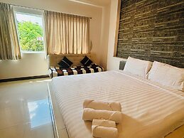 Ree Riverside hotel
